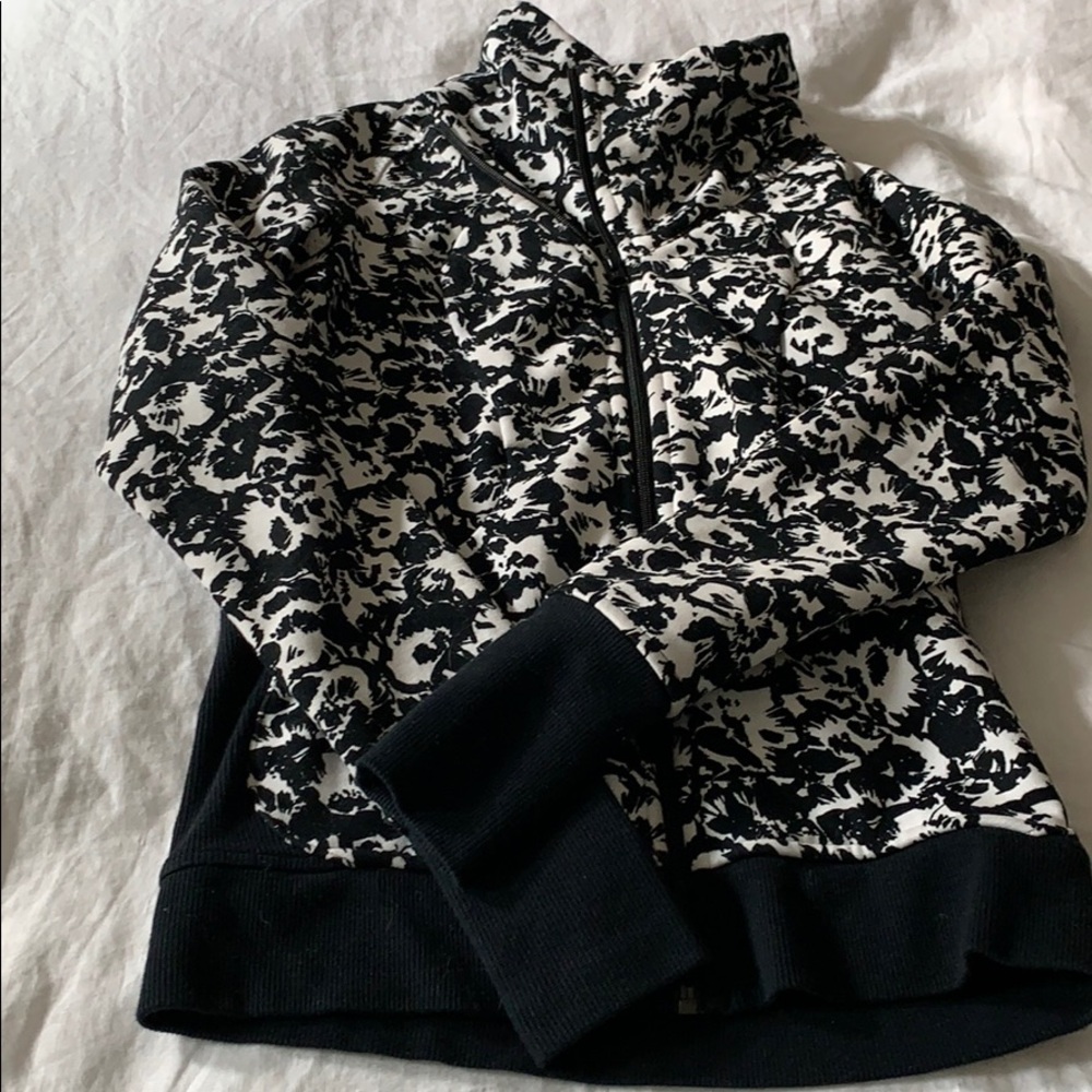 Lululemon Cuddle Up jacket